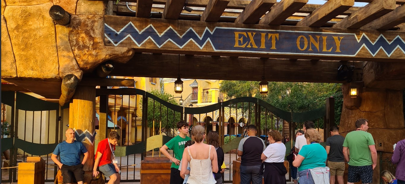 Is Universal Orlando Early Park Admission Worth It? My Real Experience!